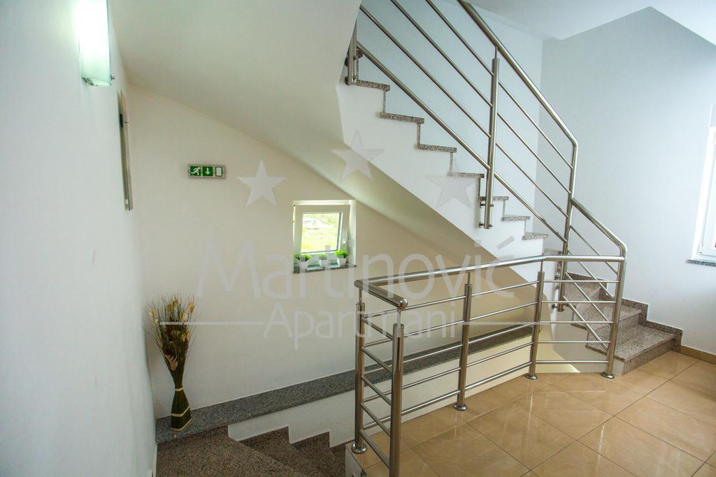 Apartments Martinovic Заострог Экстерьер фото