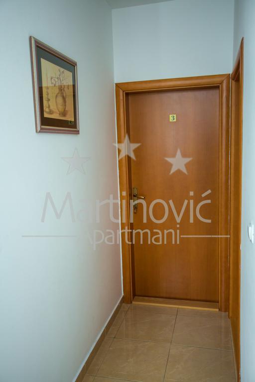 Apartments Martinovic Заострог Экстерьер фото